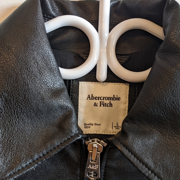 BNWT A&F Black Faux Leather Jacket - Picture 5 of 7
